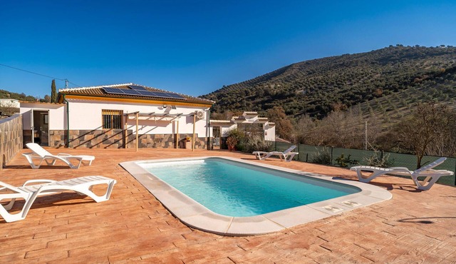 Luxurious home in Iznájar
