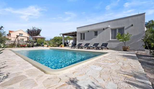 Luxurious home in Jadrija