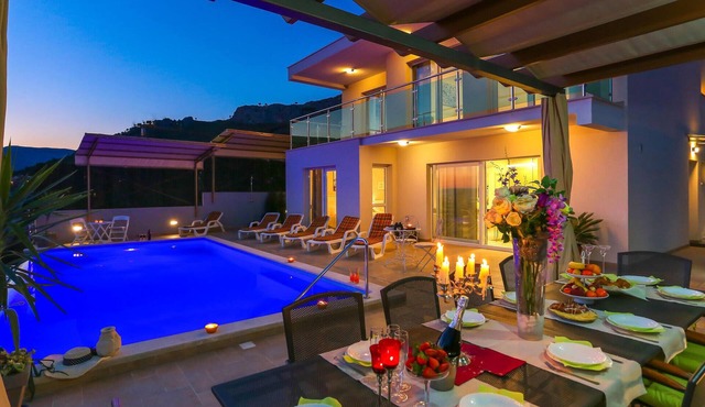 Luxurious home in Kucine