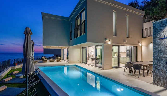 Luxurious home in Mlini with sauna