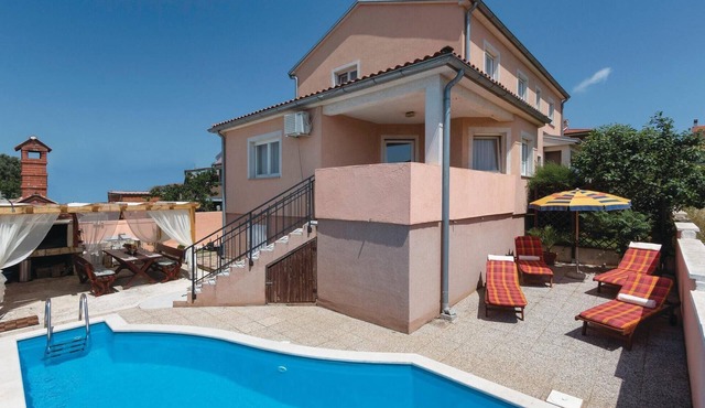 Luxurious home in Pula