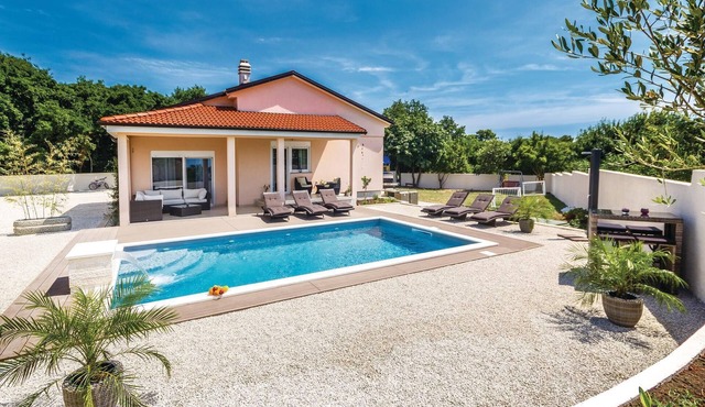 Luxurious home in Pula