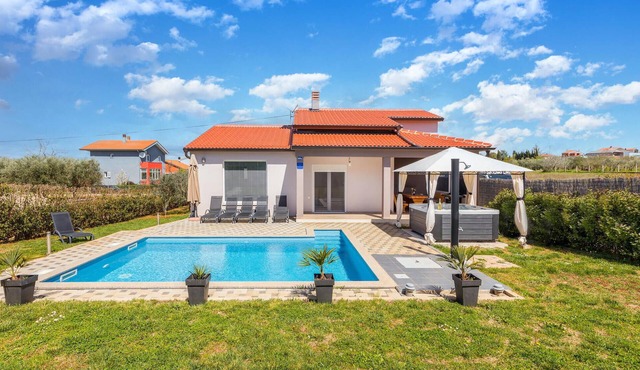 Luxurious home in Pula
