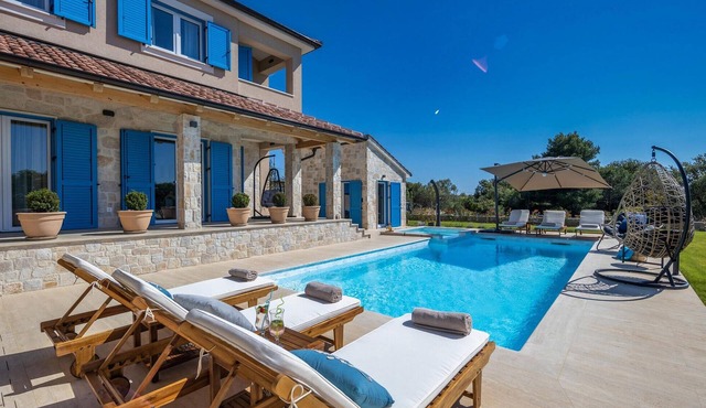 Luxurious home in Ugljan with sauna