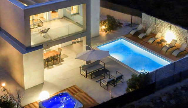 Luxurious home in Zaton
