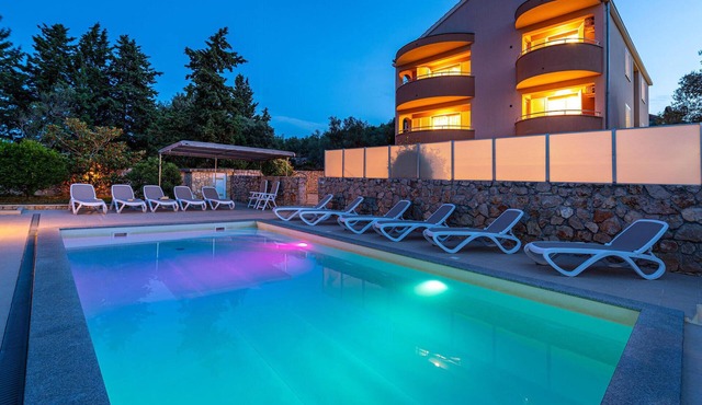 Luxurious home in Zdrelac