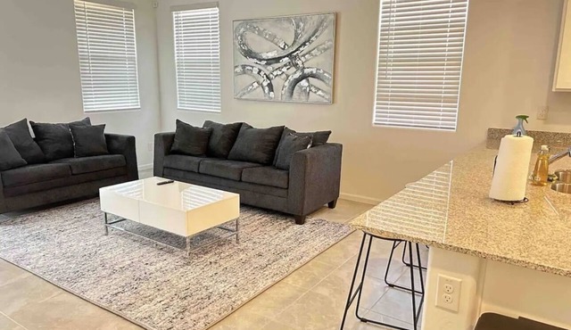 “Luxurious Home” Near the stadium