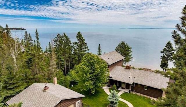 Luxurious Home on Lake Superior | Fjordheim
