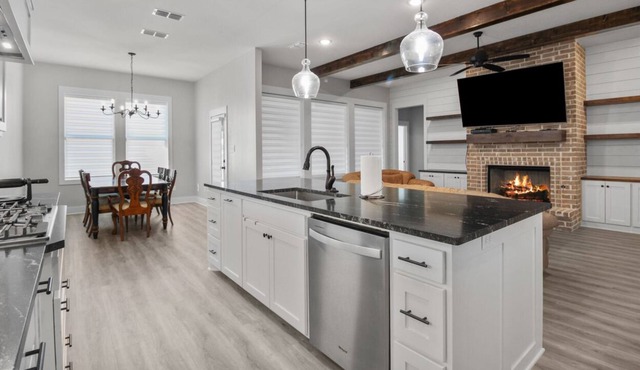 Luxurious Home Perfect4Staycation in Tyler, Texas!