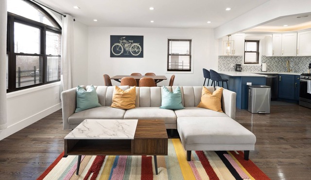 Luxurious Hotel 6 Bedroom 4bath Near JFK