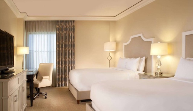Luxurious Hotel Rooms at Eilan Resort & Spa!