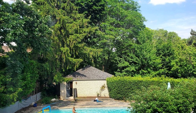 luxurious house in the best neighborhood