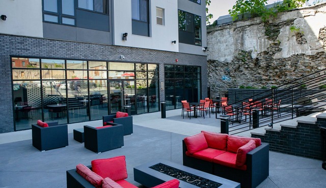 Luxurious I 1Br/1Bth I Free Parking I Dog Park
