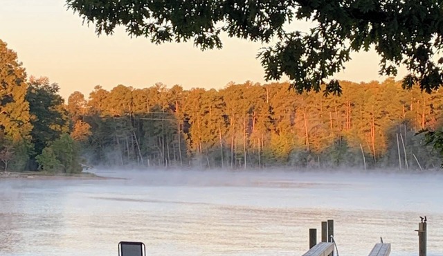 Luxurious Lakefront retreat with own private dock.
