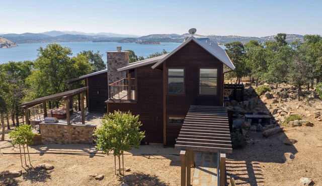 Luxurious Lakeside Estate with Expansive Views and Privacy on over 50 Acres!