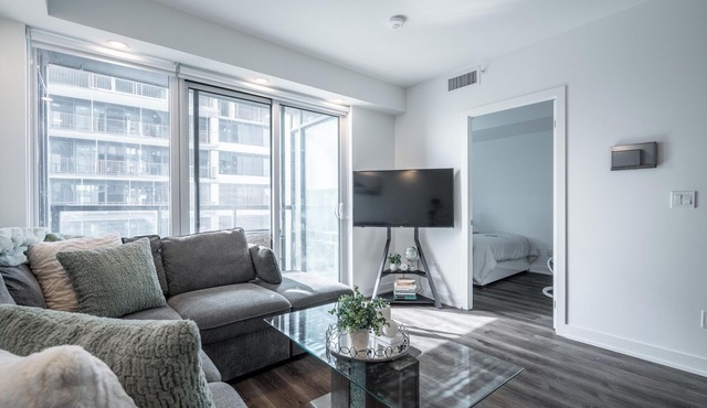 Luxurious Lakeview Condo in Burlington