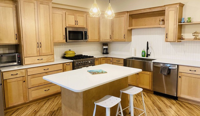 Luxurious loft Apartment in the heart of Lakewood, NY