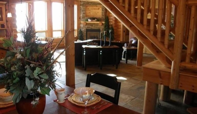 Luxurious Log Home with Mille Lacs Lake Sunrise Views
