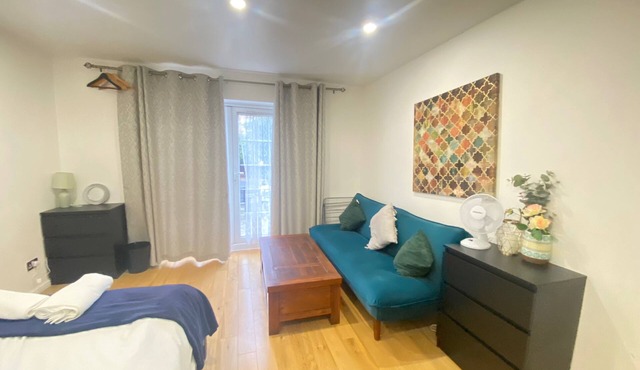 Luxurious London 5 Bedroom House