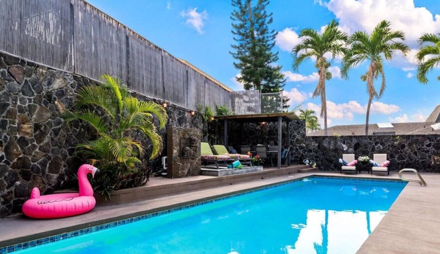 Luxurious Makai Villa with Pool and Ocean Views