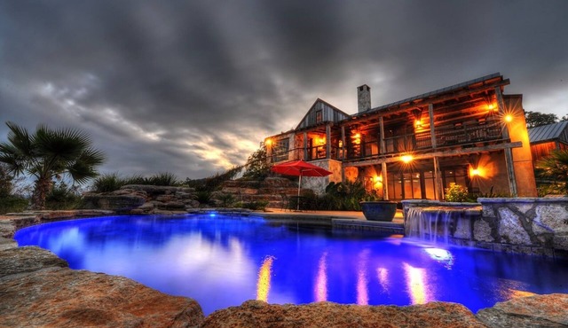 Luxurious Mountain Home With a Breathtaking View