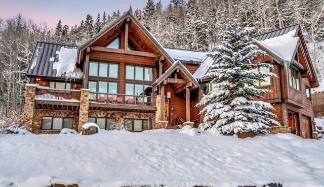 Luxurious mountain home