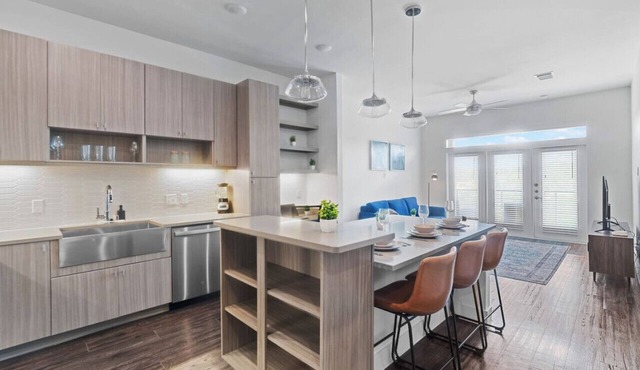 Luxurious New Unit|1Bd1Ba|Pool, Golf Sim