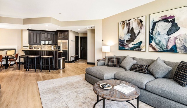 Luxurious & newly remodeled ski-in/ski-out with gorgeous views!