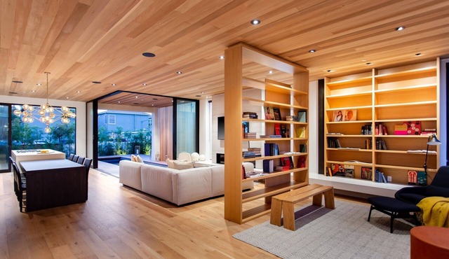 Luxurious Ocean Oasis in Venice