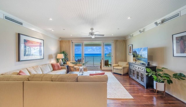 Luxurious Oceanfront 4BR Dream Villa Sleeps 10 Beach, Pool & Hot Tub
