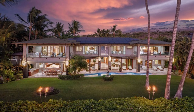 Luxurious Oceanfront Sandy Beach Estate on Makena Beach-6BR/7.5BA 8,030 Sq Ft