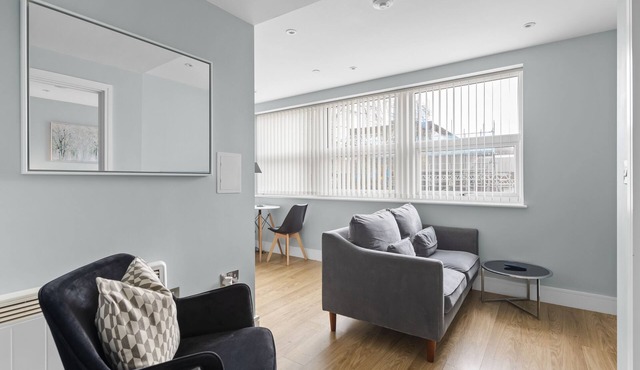 Luxurious One Bedroom Apartment in Bond Street