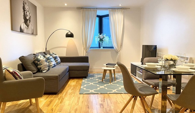 Luxurious one bedroom apartment in the heart of Oxford City Centre