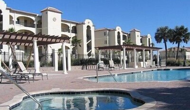 Luxurious, peaceful beachfront condo minutes from St Augustine and Daytona Beach