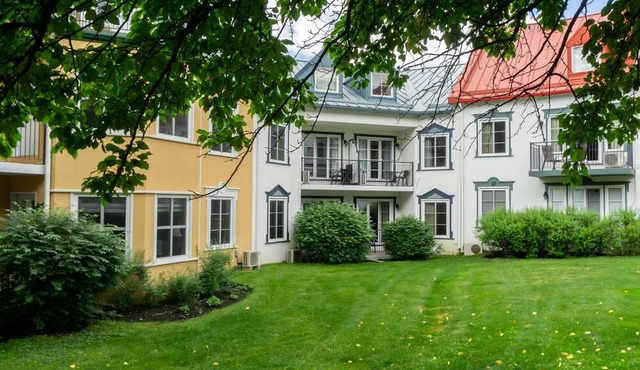 Luxurious Penthouse Condo for family in the heart of Mont Tremblant