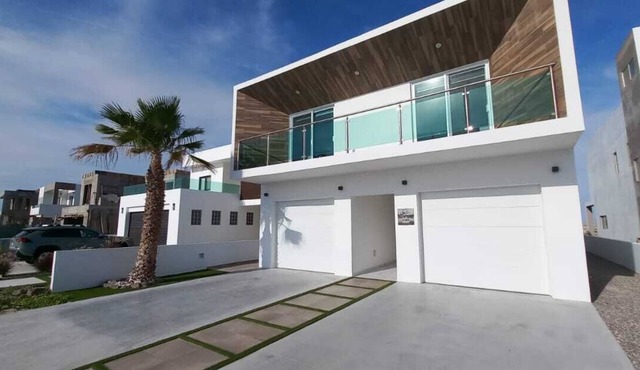 Luxurious private Space close to beach and lagoon