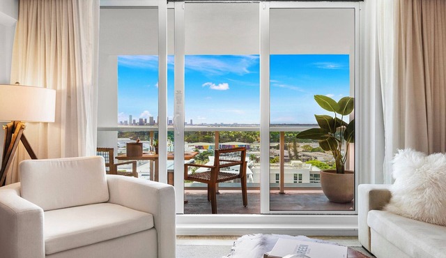 Luxurious Private Condo at 1 Hotel & Homes -1545