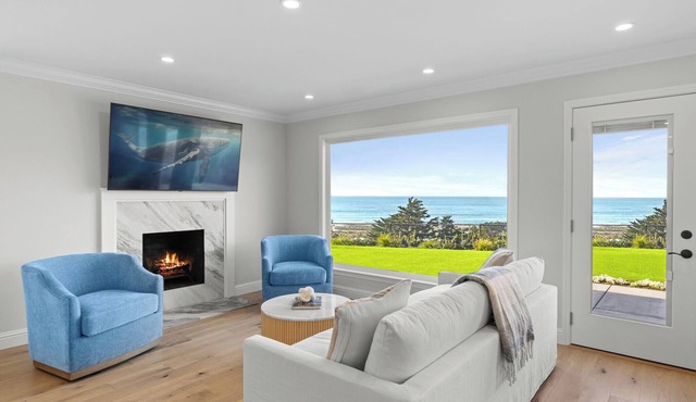 Luxurious Private Coastal Home – Hot Tub & Ocean Views Near San Francisco