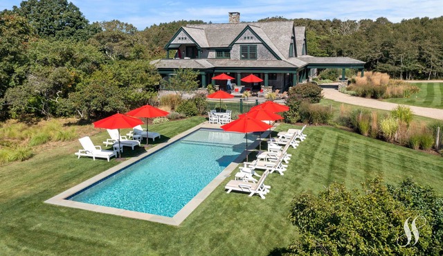 Luxurious, Private Estate with Pool