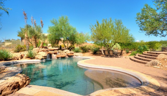Luxurious Private Getaway in Scottsdale's Carefree Hills!
