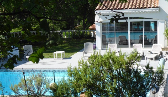 LUXURIOUS PROVENCALE HOUSE ALL COMFORT (heated pool, jacuzzi, hammam.)