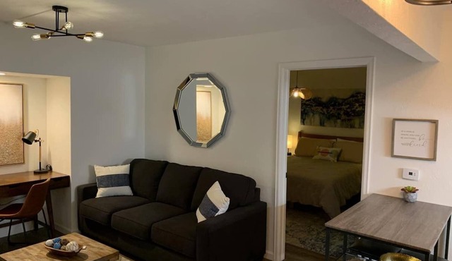 Luxurious, Quiet Condo in the Heart of Town