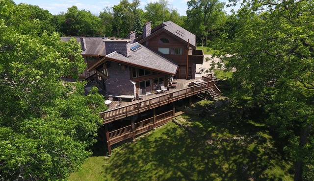 LUXURIOUS RANCH, 360 VIEWS, NEAR GALENA TER., 300 ACRES, TRAILS, PONDS, ANIMALS