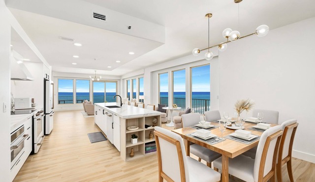 Luxurious renovated Gulf-front condo with complimentary Beach Chair Service!