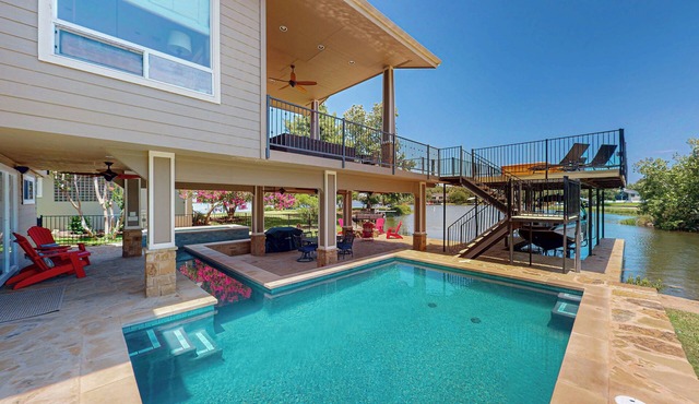 Luxurious Retreat on Lake LBJ: Pool, Hot Tub, Dock