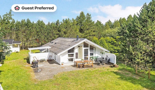 Luxurious Retreat by Bratten Strand-By Traum