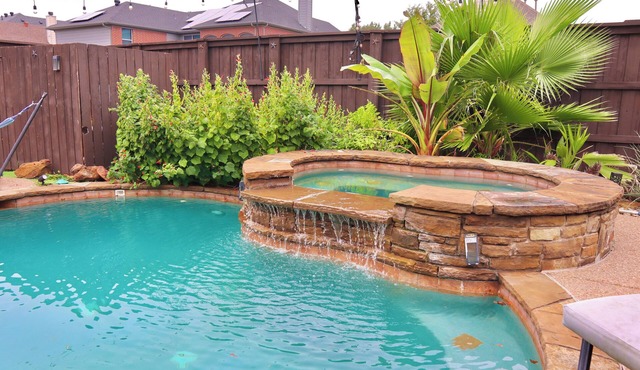 Luxurious Retreat:Heated Pool, Hot Tub Media R, Minutes from Universal Kids Park