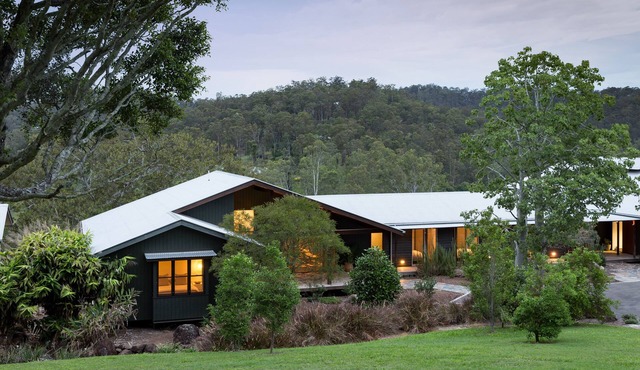 Luxurious retreat in Pullenvale