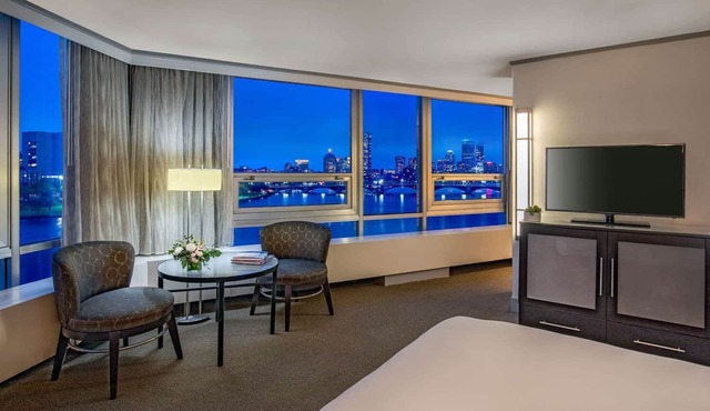 Luxurious Room in the Heart of Cambridge: Ideal for College Visits w/Family