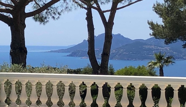 Luxurious secured villa panoramic view bay Cannes swimming pool garden 8'beach